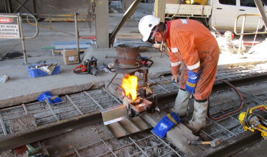 Qpp533 Bullion Rails 22 24 04 2018 14